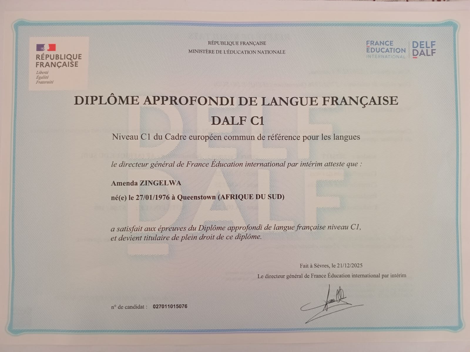 Teacher Amenda DALF C1 French Qualification République Française